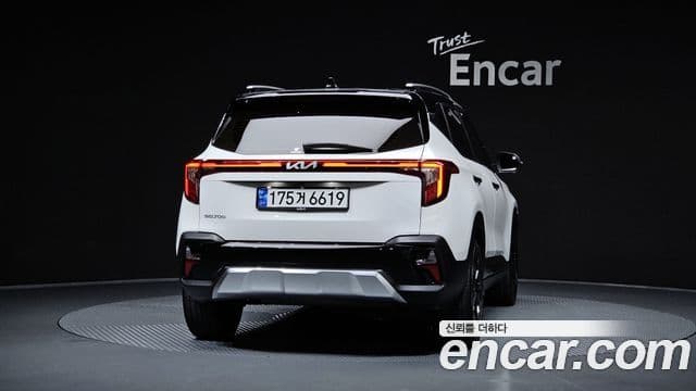 Kia Seltos 2023 — Şəkil 4/20