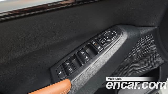 Kia Seltos 2023 — Şəkil 18/20