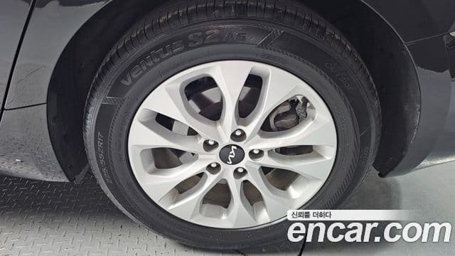 Kia K8 2023 — Photo 35/37