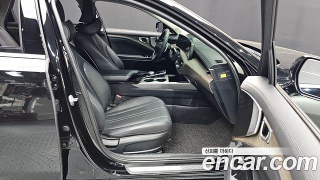 Kia K8 2023 — Photo 23/37