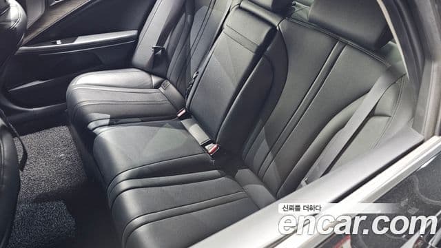 Kia K8 2023 — Photo 9/37