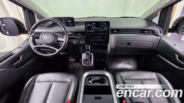 Hyundai Staria 2021 — Фото 7/20
