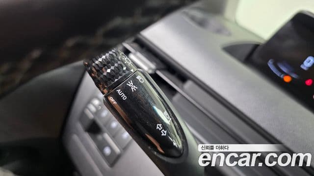 Hyundai Staria 2021 — Фото 18/20