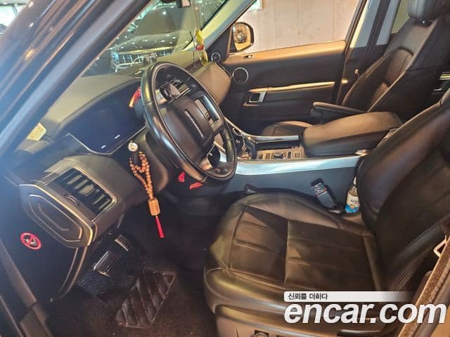 Land Rover Range Rover Sport 2018 — Photo 12/14