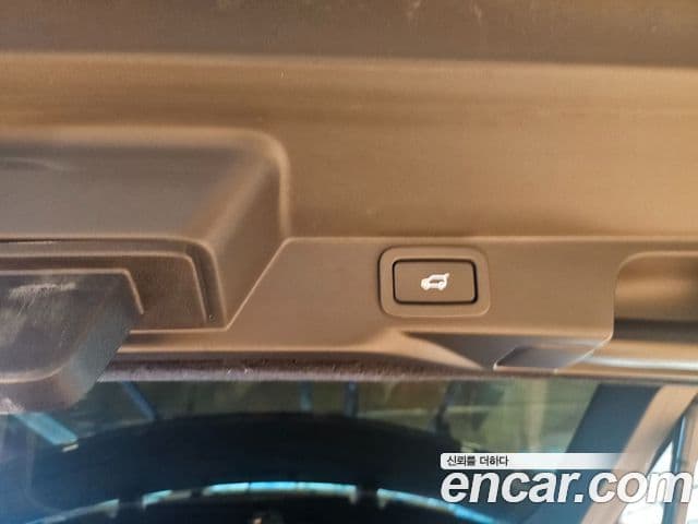 Land Rover Range Rover Sport 2018 — Photo 2/14