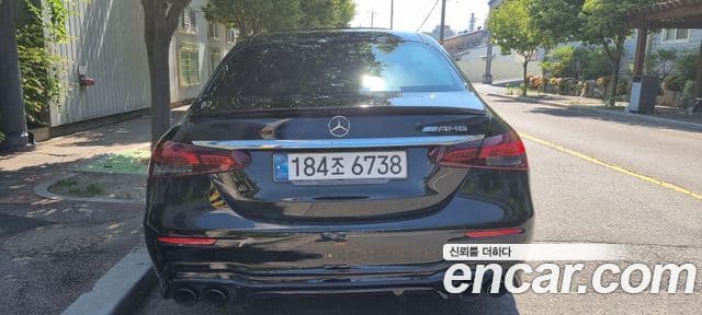 Mercedes-Benz E-Class 2021 — ფოტო 3/10