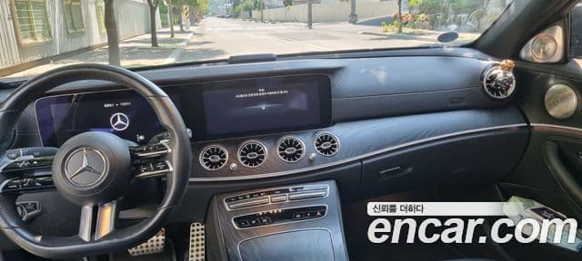 Mercedes-Benz E-Class 2021 — ფოტო 10/10