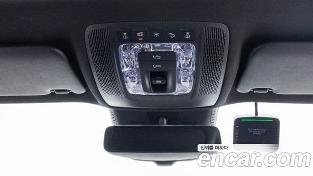 Mercedes-Benz GLB-Class 2025 — Фото 17/20