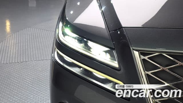 Genesis GV80 2022 — ფოტო 27/34