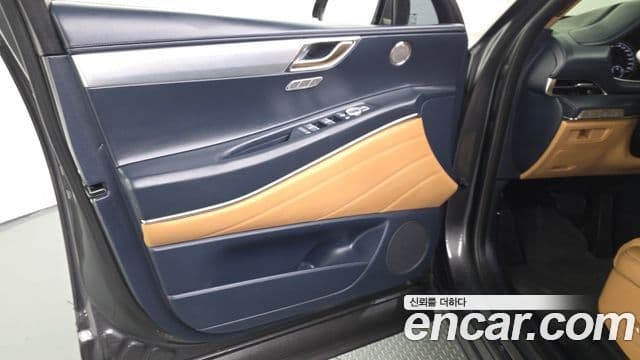 Genesis GV80 2022 — ფოტო 9/34