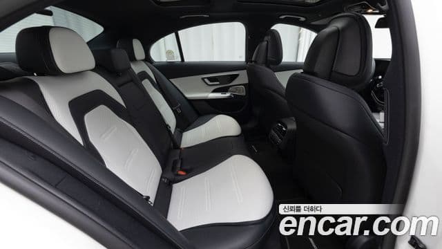 Mercedes-Benz E-Class 2025 — Şəkil 8/20