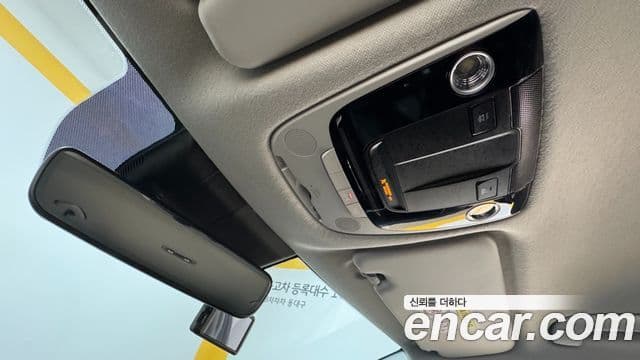 Kia Seltos 2023 — Şəkil 15/20