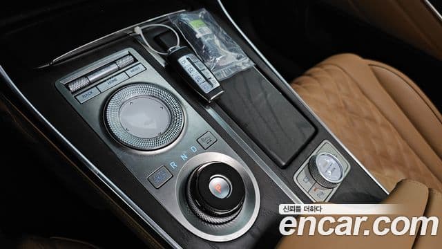 Genesis GV80 2021 — Şəkil 17/20
