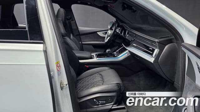 Audi Q7 2023 — ფოტო 11/20