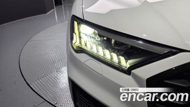 Audi Q7 2023 — Photo 34/39