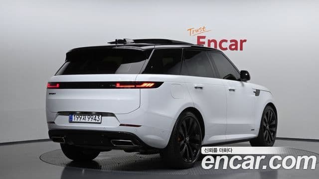 Land Rover Range Rover Sport 2025 — Photo 5/38