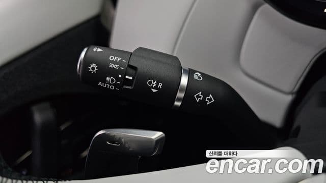 Land Rover Range Rover Sport 2025 — Photo 21/38