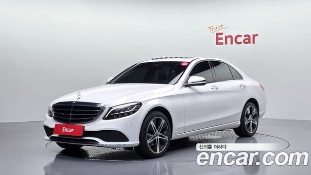 Mercedes-Benz C-Class 2019 — Şəkil 9/20