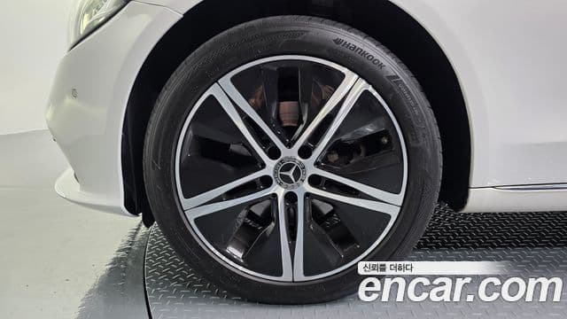 Mercedes-Benz C-Class 2019 — Şəkil 4/20