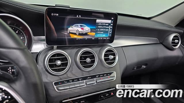 Mercedes-Benz C-Class 2019 — Şəkil 15/20