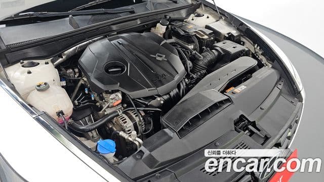 Hyundai Sonata 2022 — ფოტო 5/20