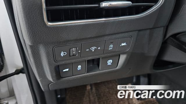 Hyundai Sonata 2022 — ფოტო 18/20
