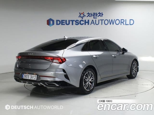 Kia K5 2023 — Şəkil 1/20