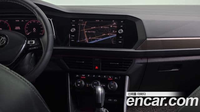 Volkswagen Jetta 2021 — ფოტო 12/20
