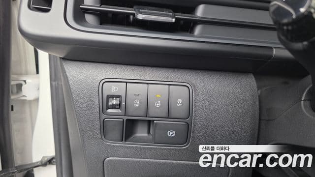 Hyundai Staria 2023 — Şəkil 19/20