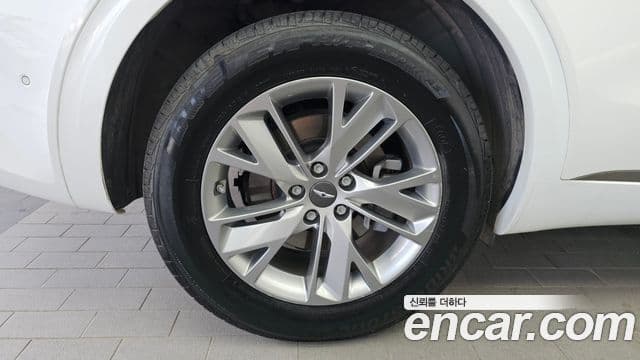 Genesis GV70 2022 — ფოტო 4/20