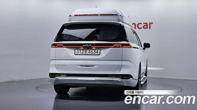 Kia Carnival 2022 — Фото 4/20