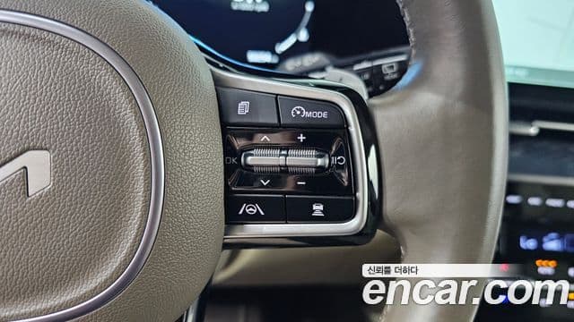 Kia Carnival 2022 — Фото 16/20