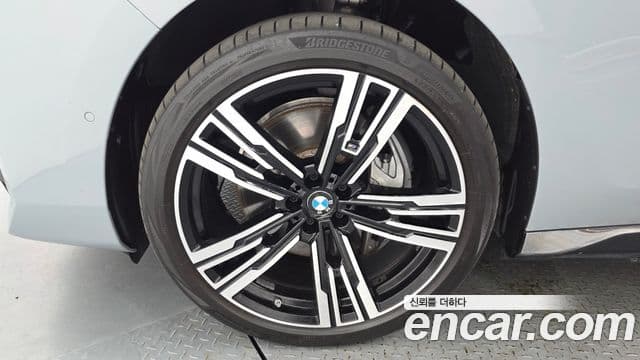 BMW i7 2025 — Photo 20/34