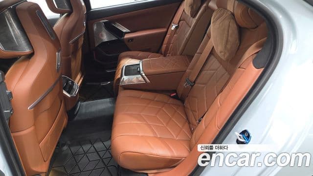 BMW i7 2025 — Photo 13/34