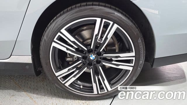 BMW i7 2025 — Photo 1/34