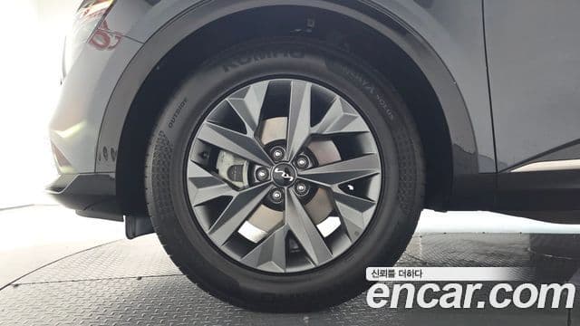 Kia Sportage 2022 — фото 5 из 20