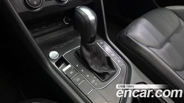 Volkswagen Tiguan Allspace 2020 — Şəkil 8/20