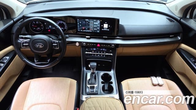 Kia Carnival 2020 — Фото 7/20