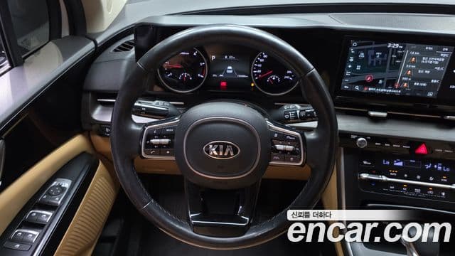 Kia Carnival 2020 — Фото 13/20