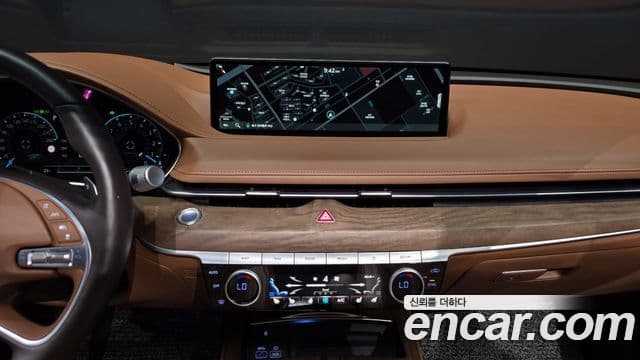 Genesis Electrified G80 2023 — Şəkil 13/20