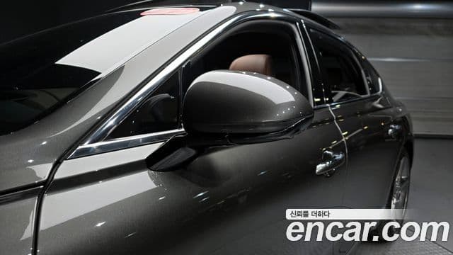 Genesis G80 2023 — ფოტო 26/31