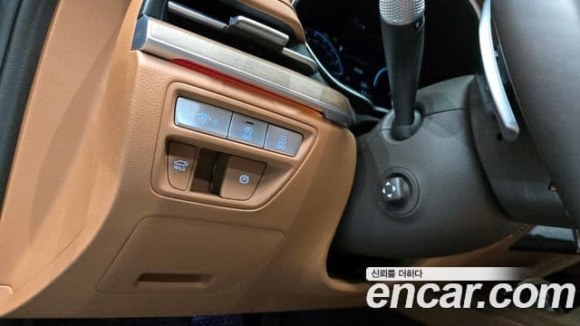 Genesis G80 2023 — ფოტო 27/31