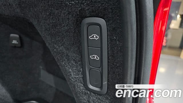 Volvo XC90 2022 — Photo 19/41