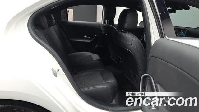 Mercedes-Benz A-Class 2020 — ფოტო 12/20