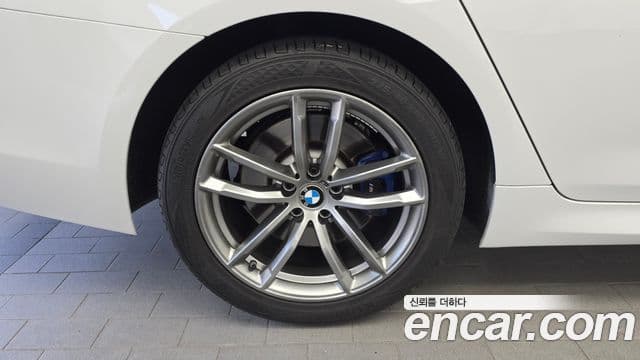 BMW 5 Series 2018 — Фото 5/20