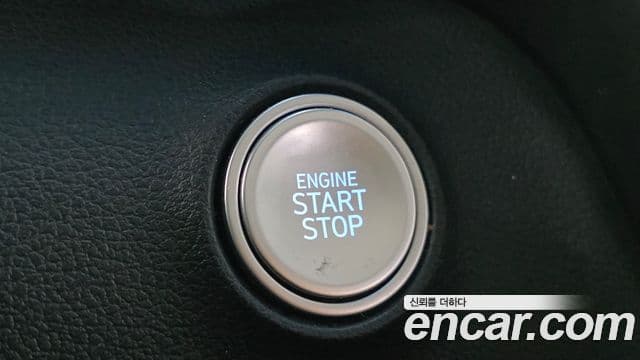 Hyundai Staria 2023 — ფოტო 19/20