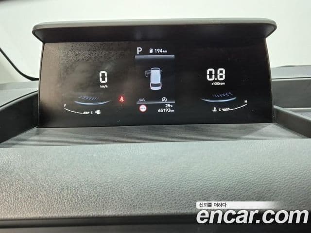 Hyundai Staria 2022 — ფოტო 11/18