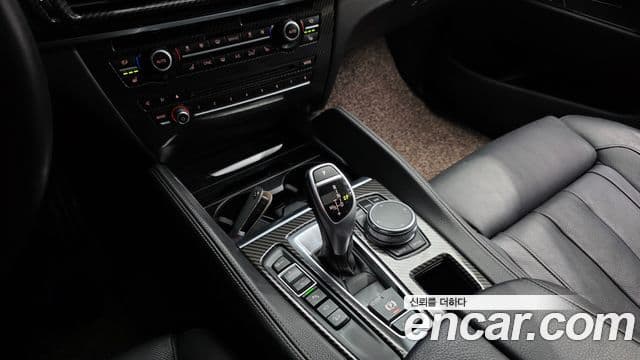 BMW X6 2019 — фото 9 из 20