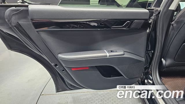 Hyundai Grandeur Hybrid 2024 — Photo 6/30