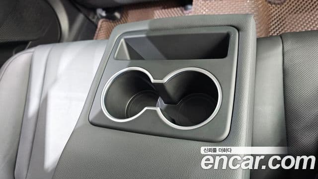 Hyundai Grandeur Hybrid 2024 — Photo 20/30